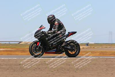 media/May-08-2023-Lets Ride (Mon) [[afc23fd900]]/B Group/220pm (Wheelie Bump)/